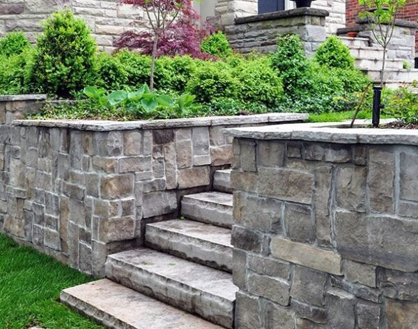 Different-Types-of-Retaining-Walls-and-Their-Purposes-1-1-c7274cce